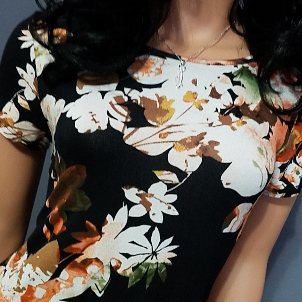 Stunning Sexy Swing Dress CLEARANCE FINAL PRICE - Picture 4 of 8